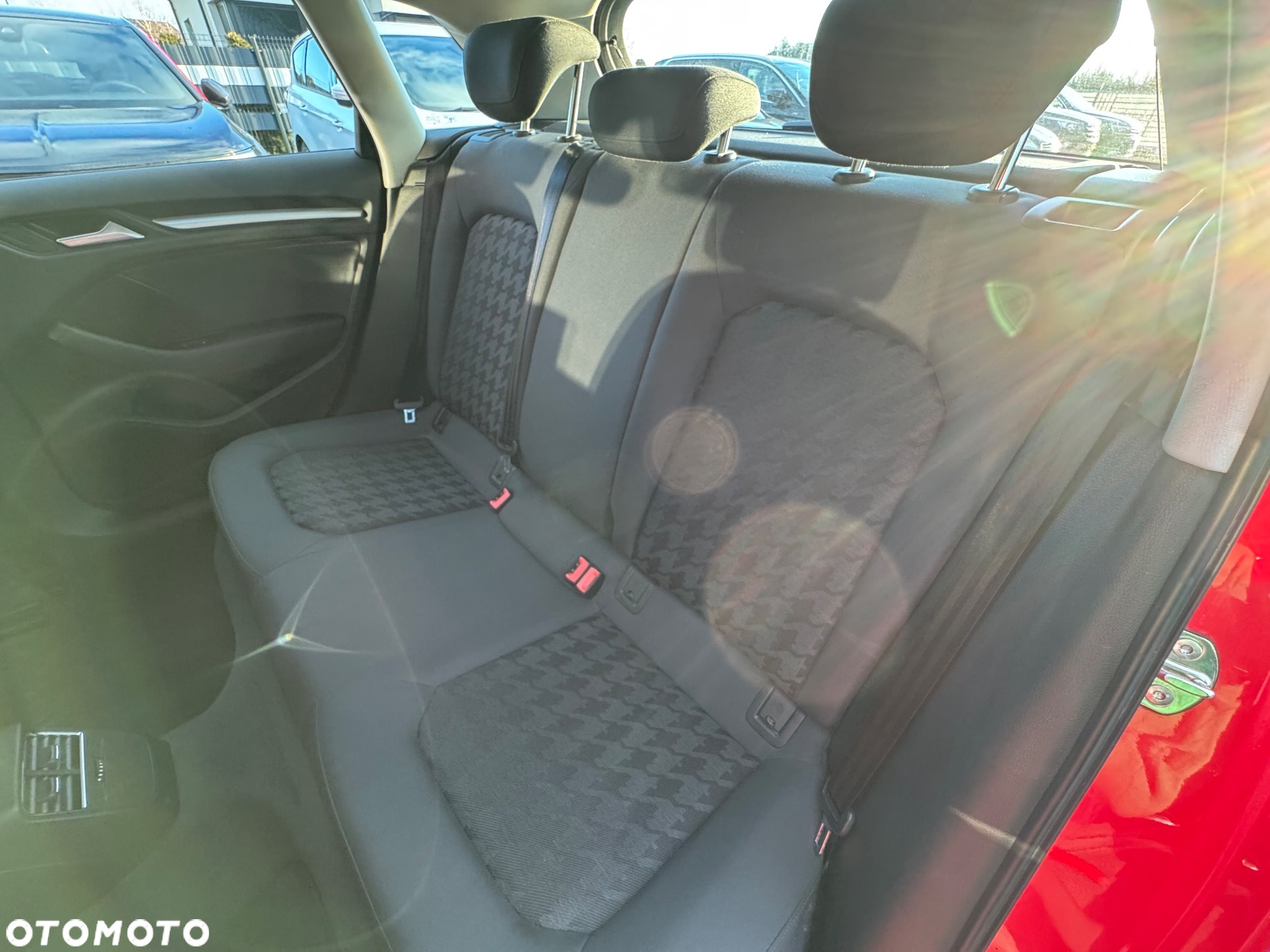 Audi A3 1.2 TFSI Sportback S tronic Attraction - 30