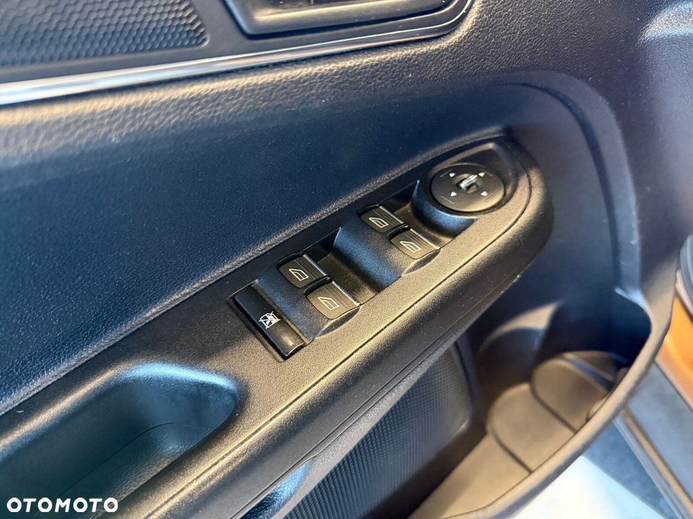 Ford B-MAX - 18
