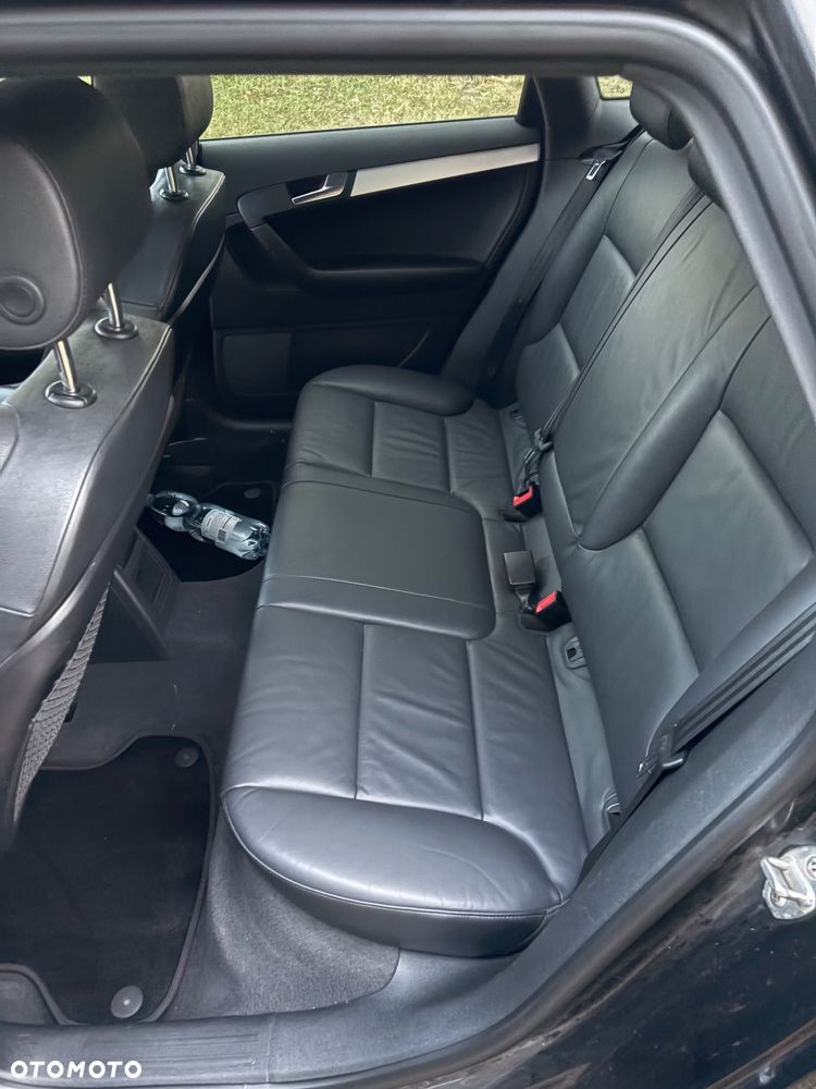 Audi A3 Sportback 2.0 TDI DPF Quattro Ambiente - 3