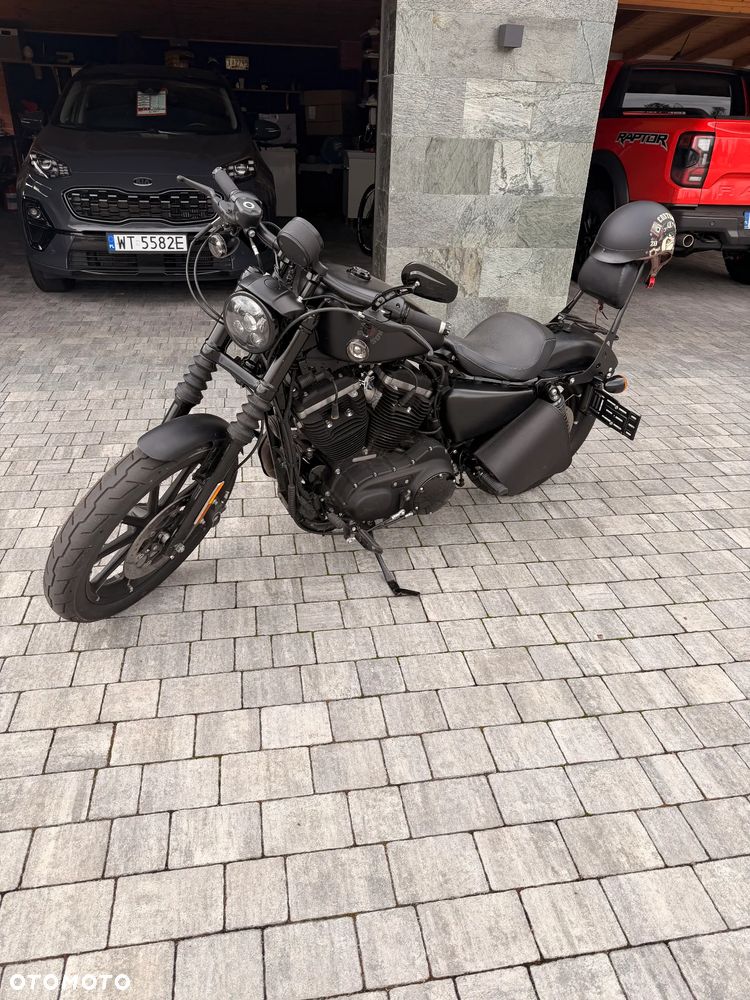 Harley-Davidson Sportster Iron 883 - 6