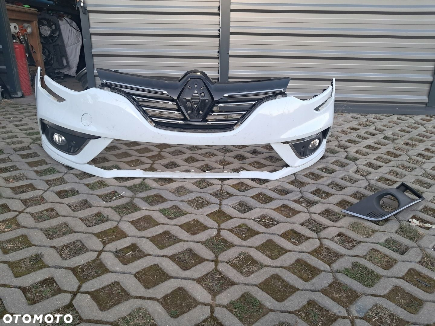 Renault Megane IV zderzak lampa lewa prawa grill atrapa kierunkowskaz - 8