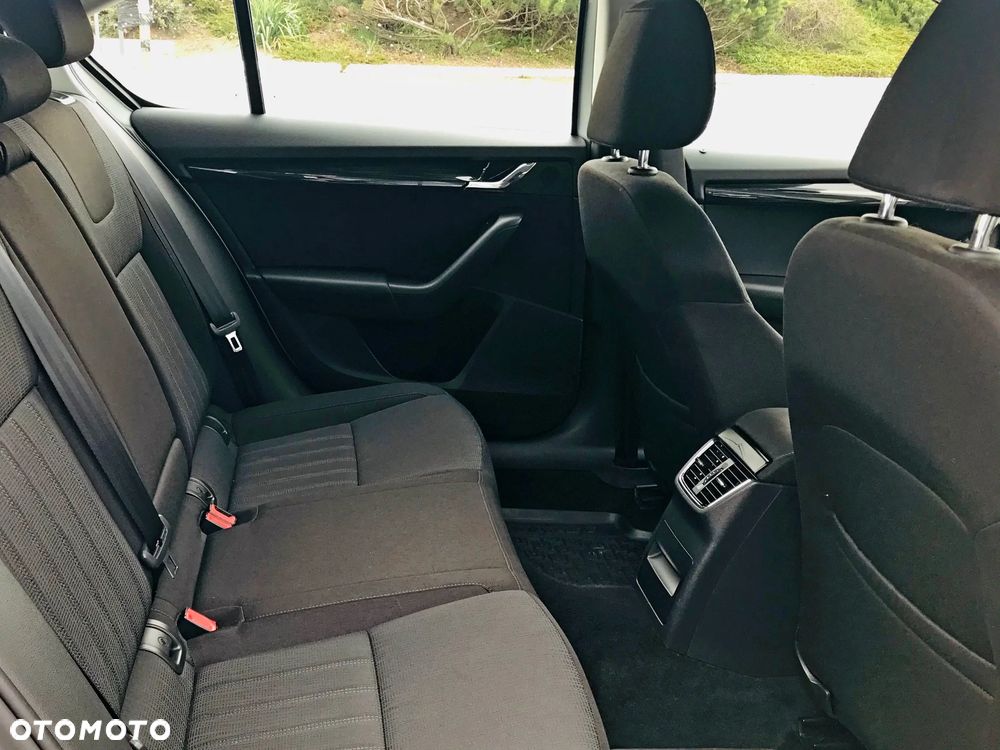Skoda Octavia 2.0 TSI GPF Style DSG - 9