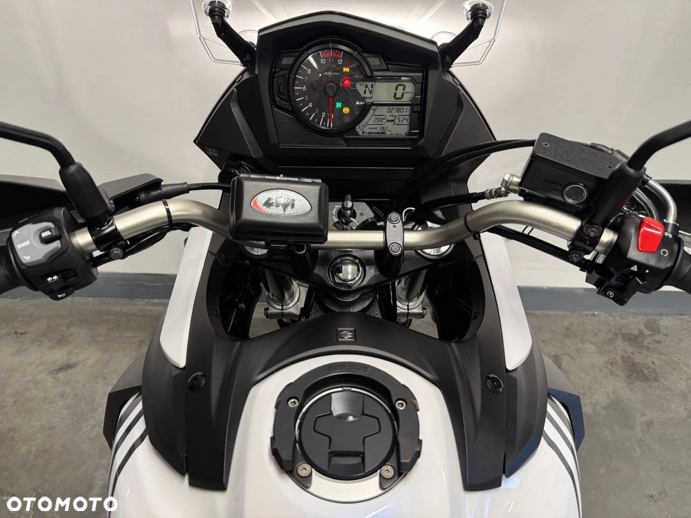 Suzuki V-STROM - 13