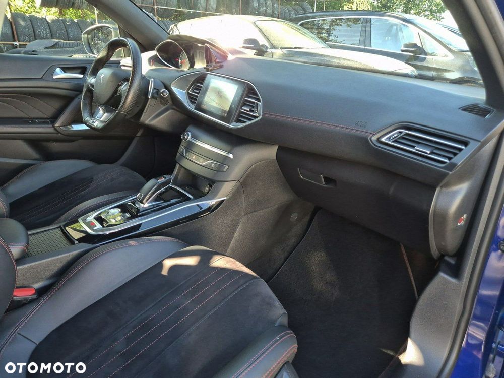 Peugeot 308 BlueHDi FAP 180 EAT8 Stop & Start GT - 31