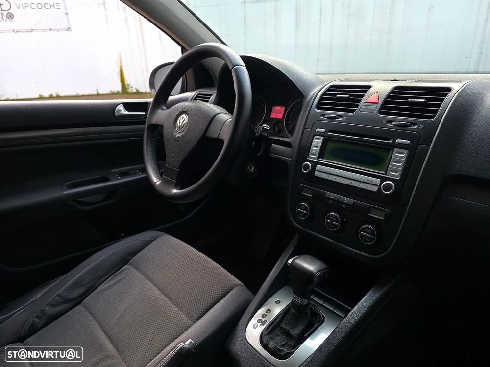 VW Golf 1.9 TDi GT Sport DSG - 40