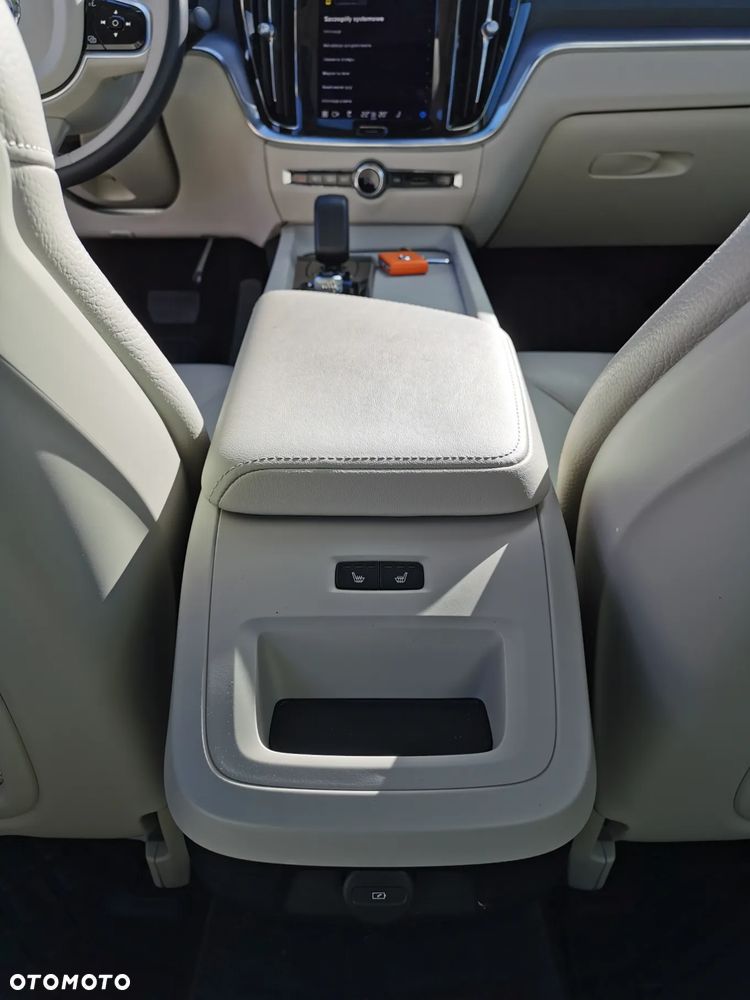 Volvo S60 - 17