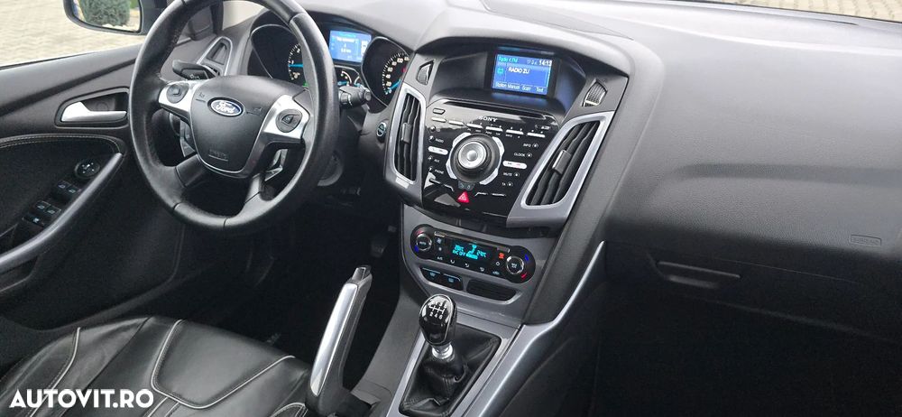 Ford Focus - 14