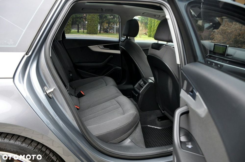 Audi A4 Avant - 19