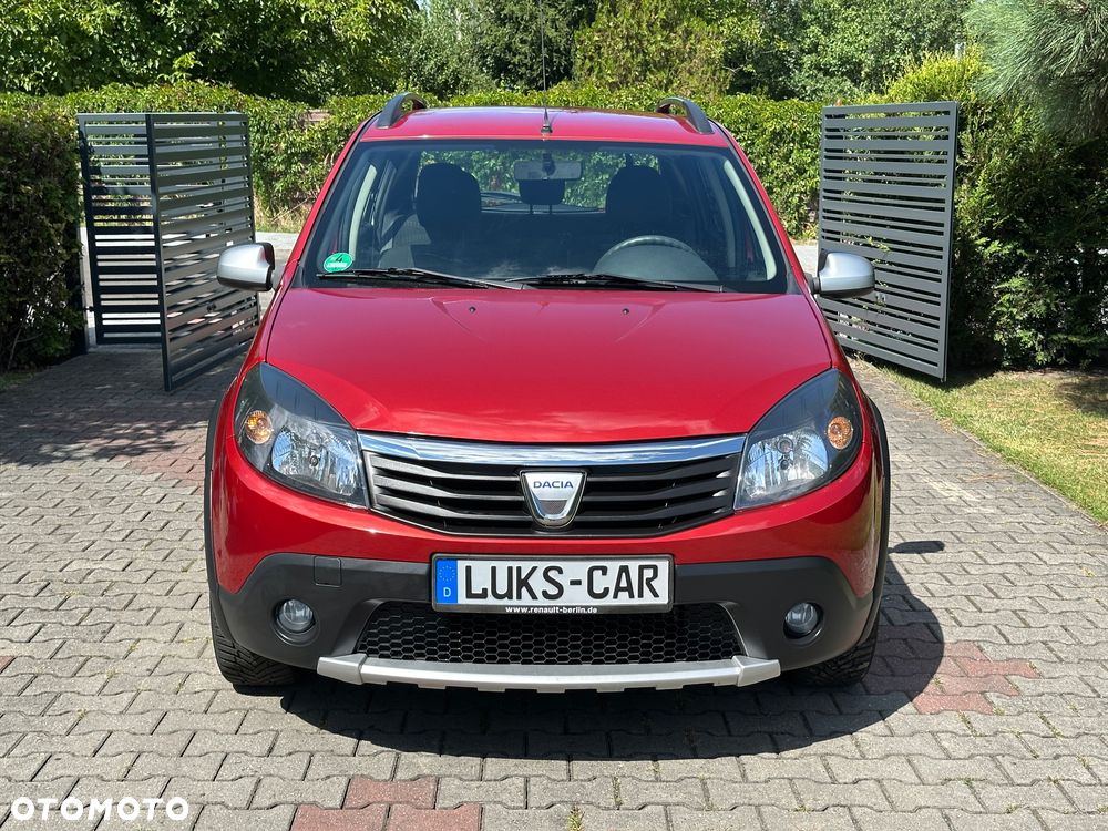Dacia Sandero Stepway 1.6 - 13