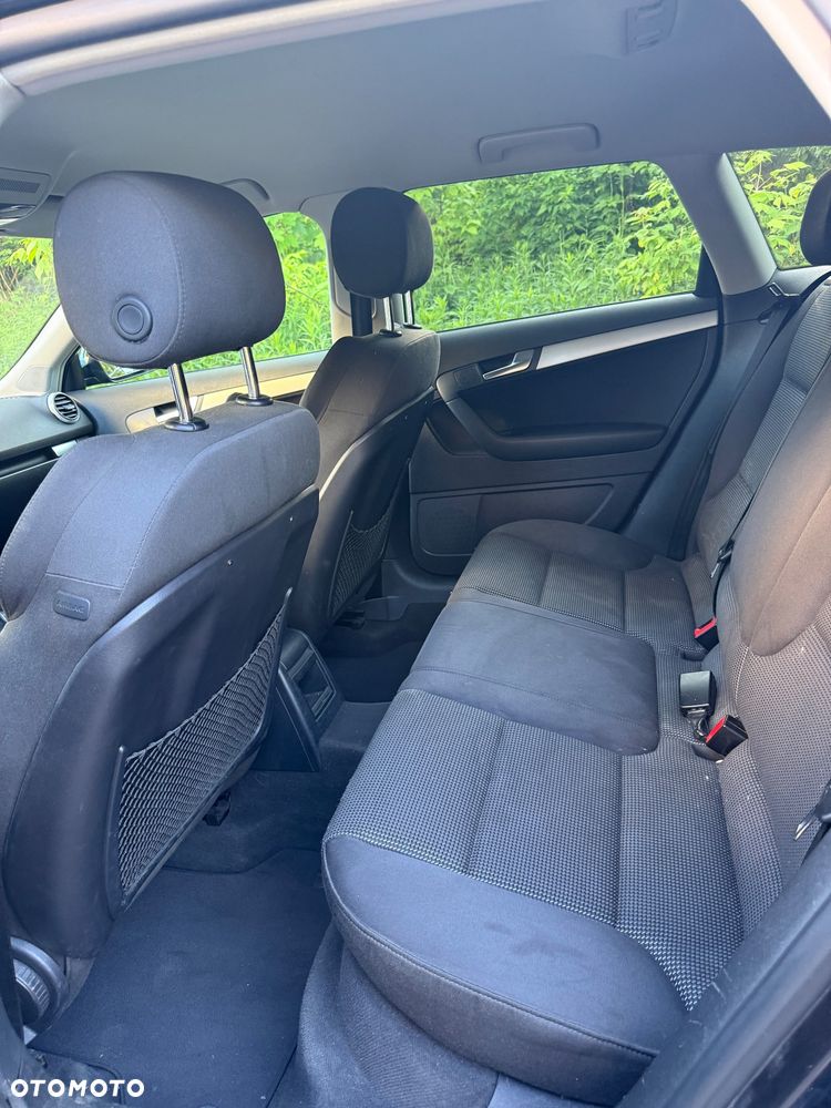 Audi A3 Sportback 1.8 TFSI Attraction - 6