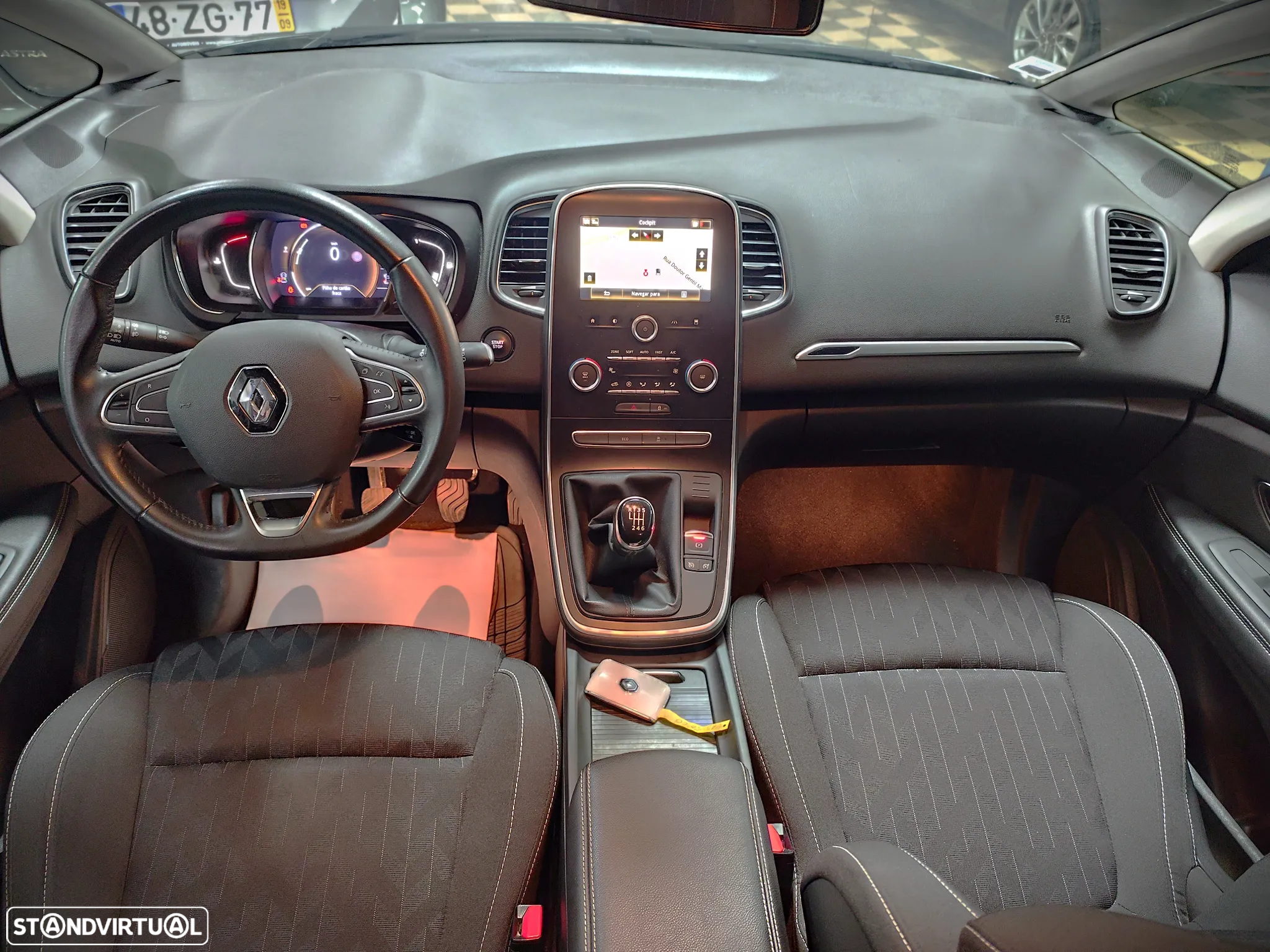 Renault Scénic 1.7 Blue dCi Limited - 6