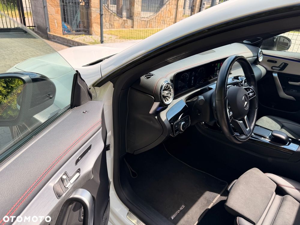 Mercedes-Benz CLA 250 4-Matic Edition 1 7G-DCT - 35