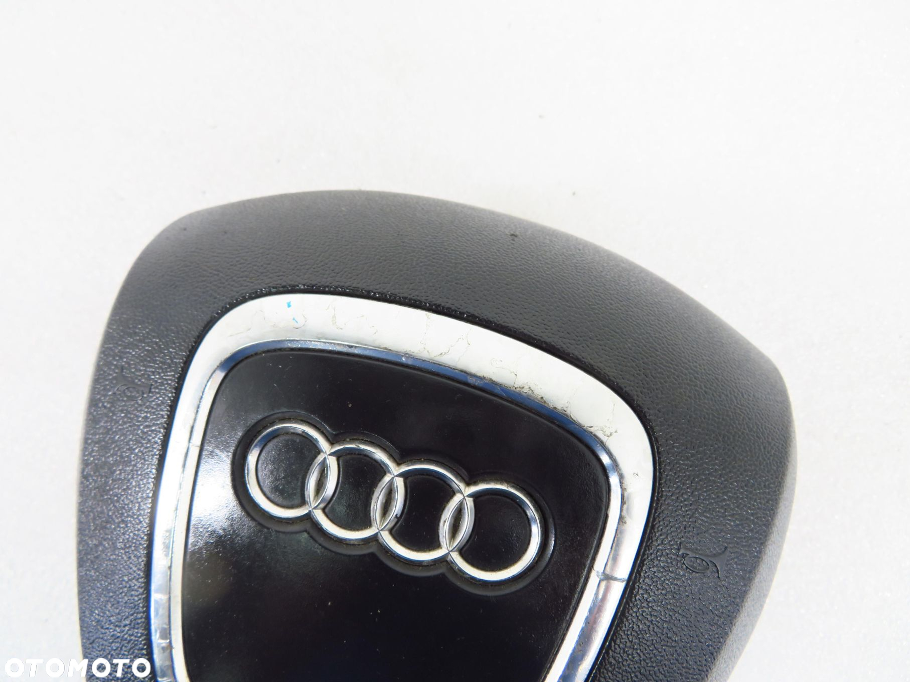 PODUSZKA KIEROWCY AUDI A6 C6 4F0880201BA - 4