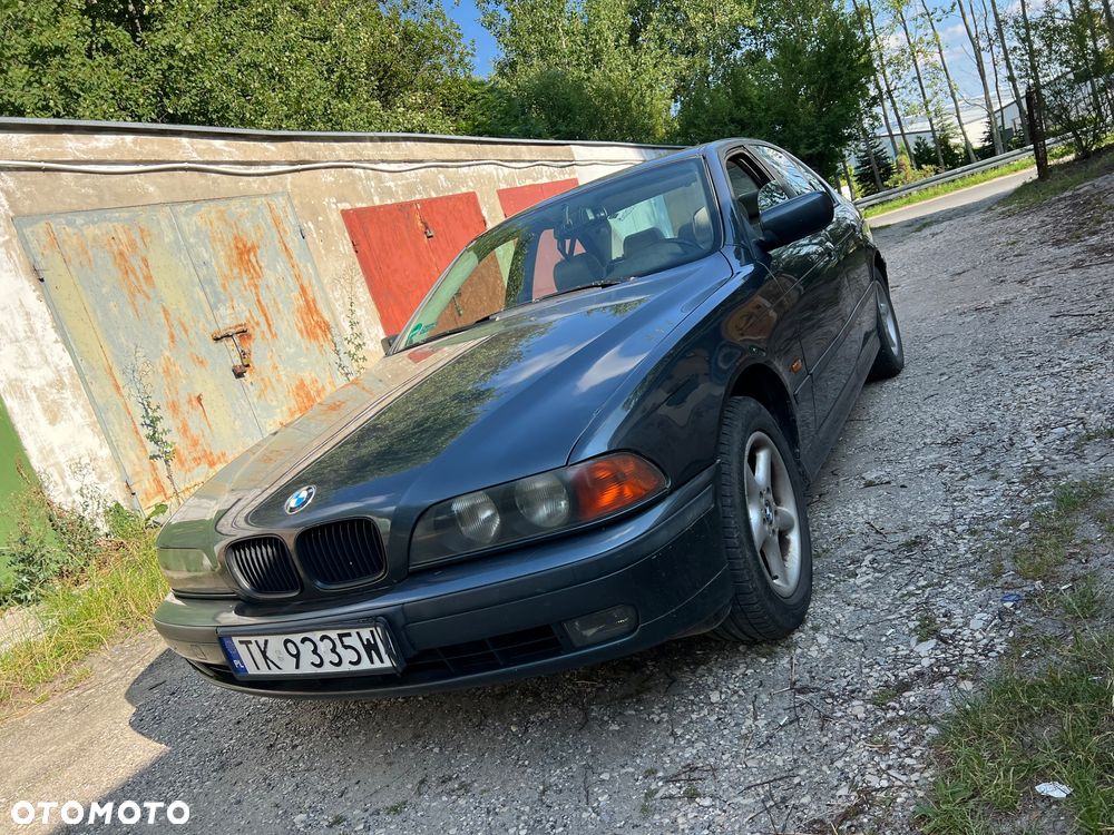 BMW Seria 5 523i - 7