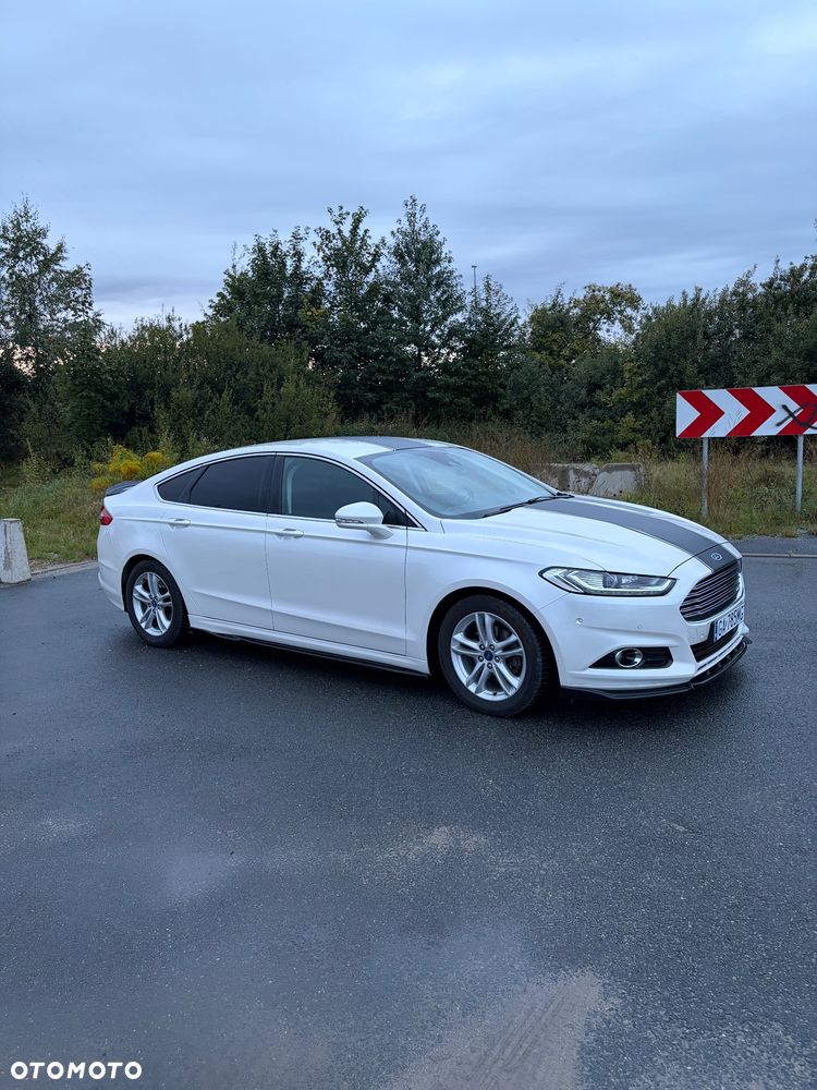 Ford Mondeo 1.5 EcoBoost Titanium - 2