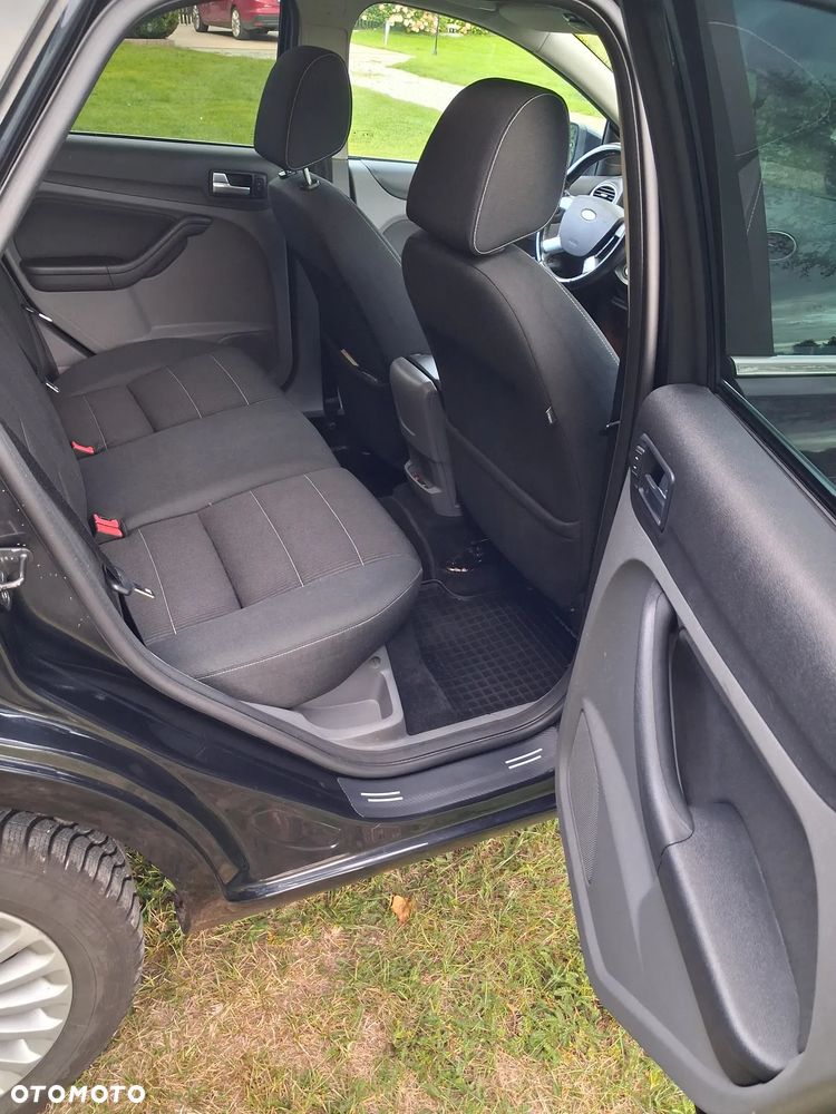 Ford Focus 1.8 TDCi Trend - 8