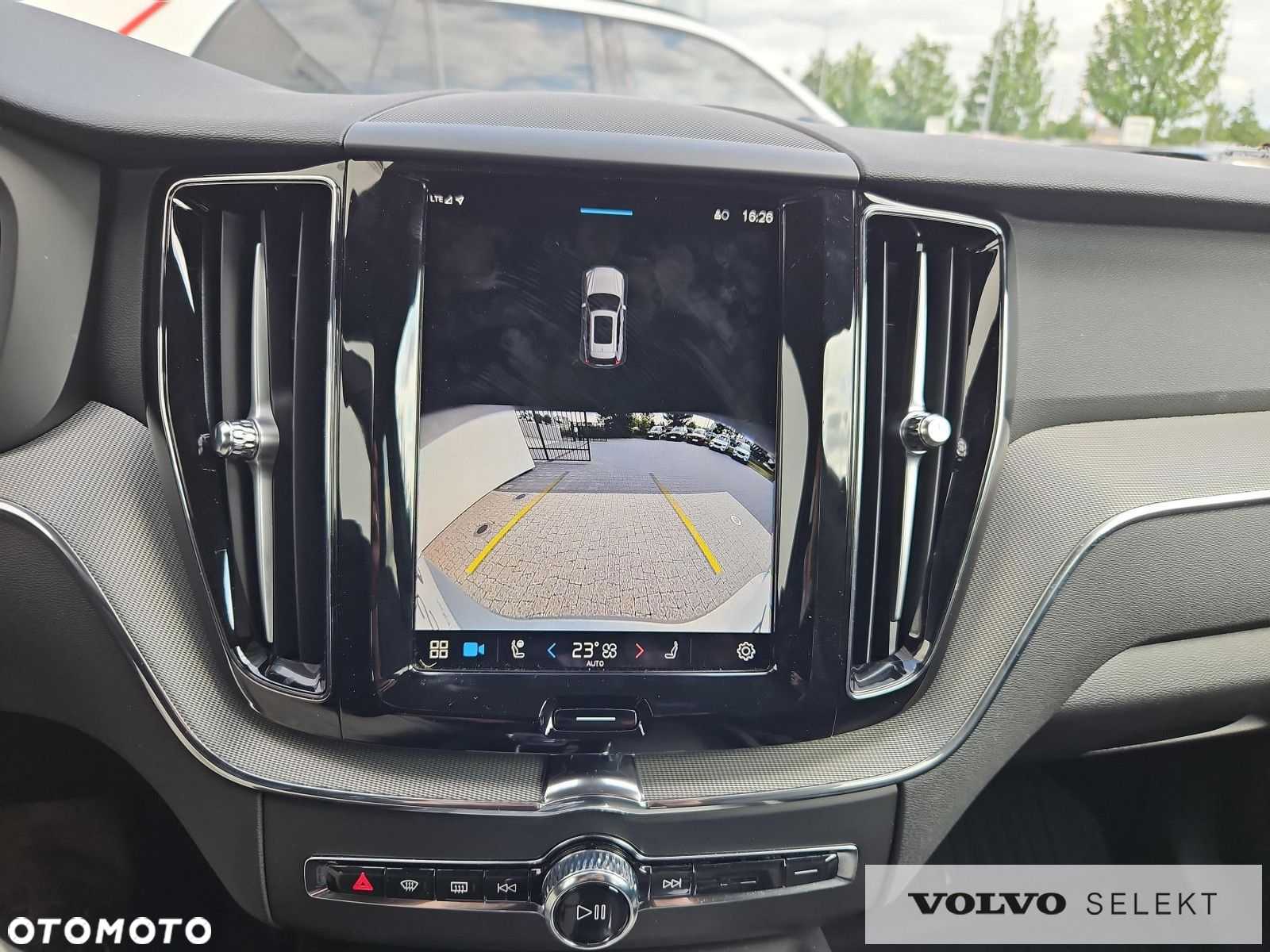 Volvo XC 60 - 22