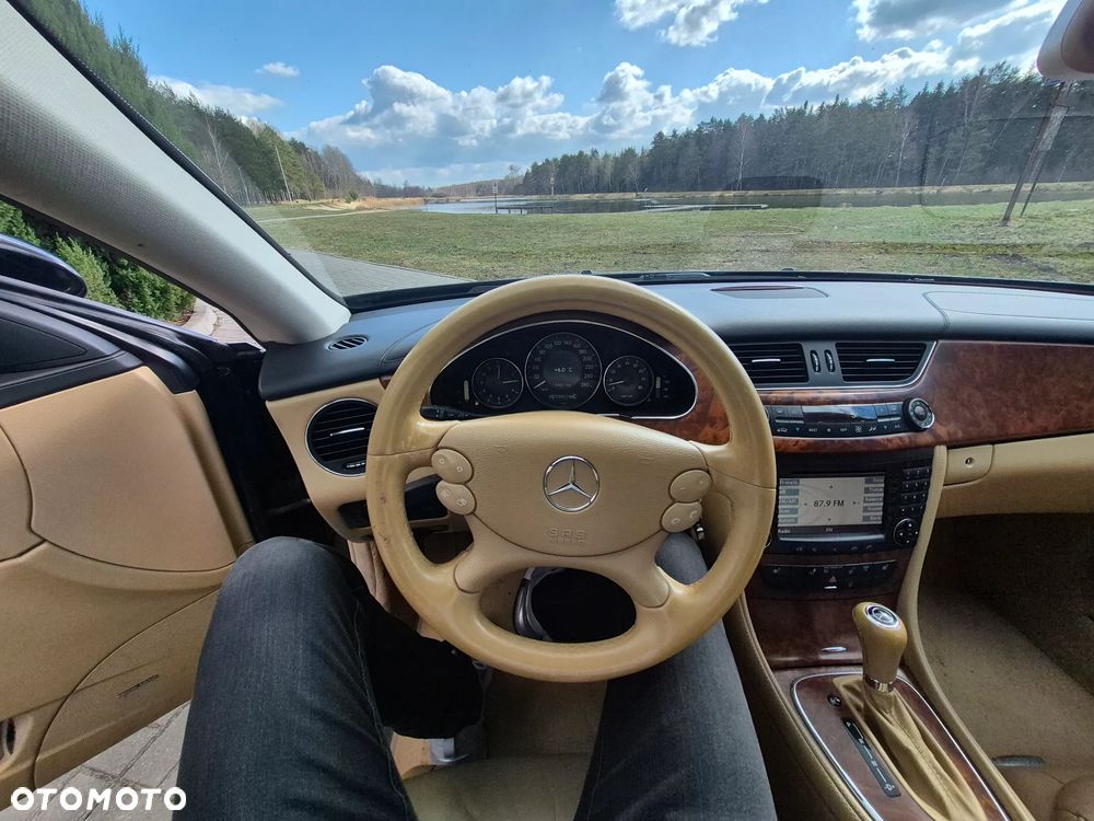 Mercedes-Benz CLS - 21