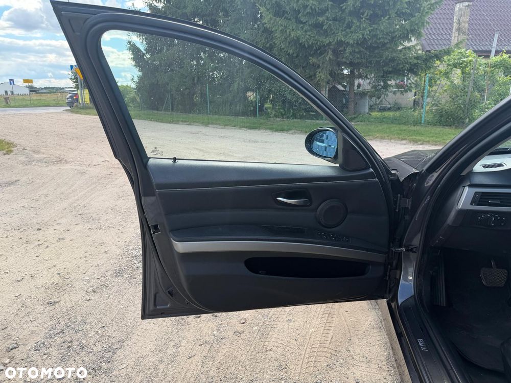 BMW Seria 3 320i Edition Lifestyle - 19