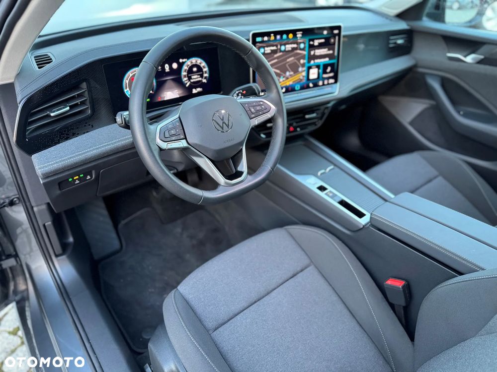 Volkswagen Passat - 7