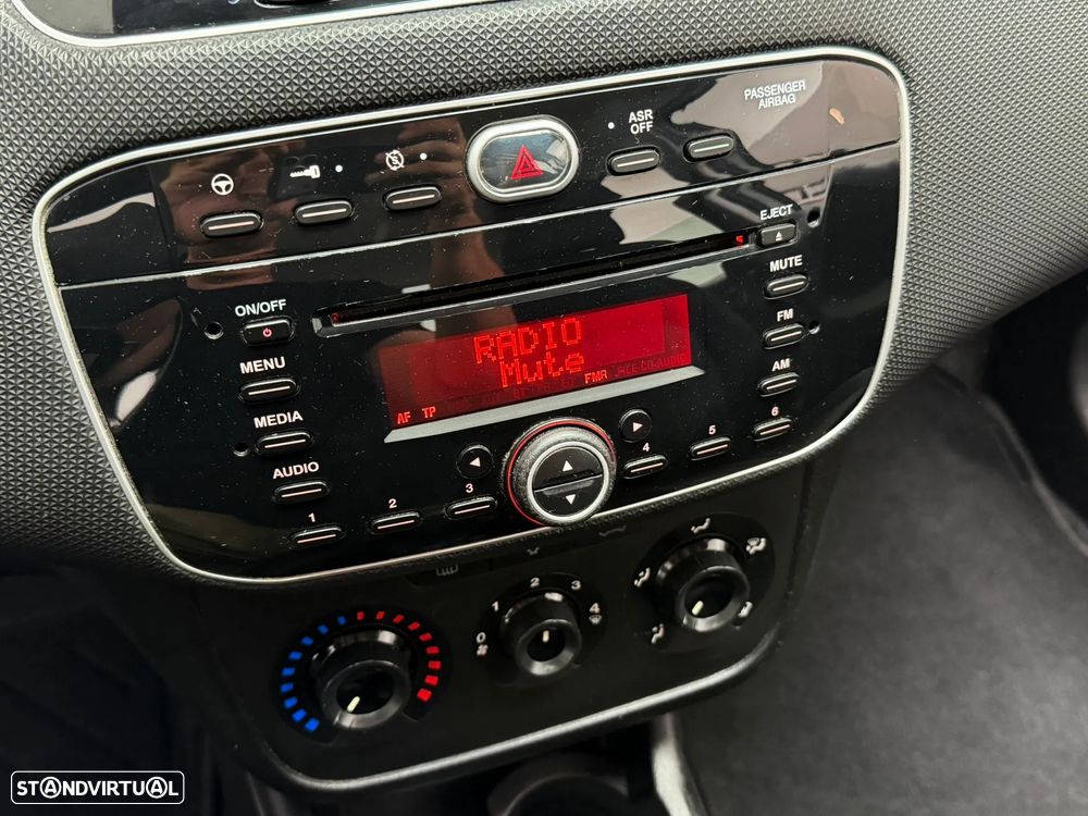 Fiat Punto 1.3 M-Jet Easy S&S - 16