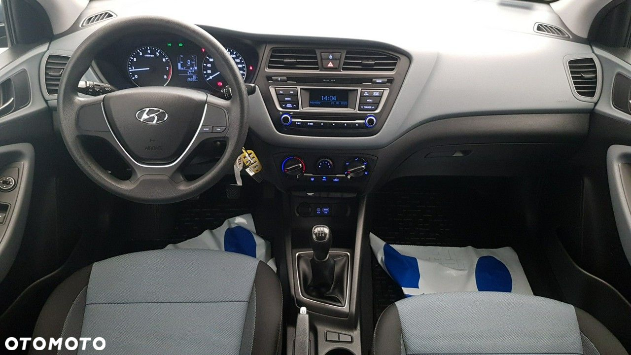 Hyundai i20 - 10