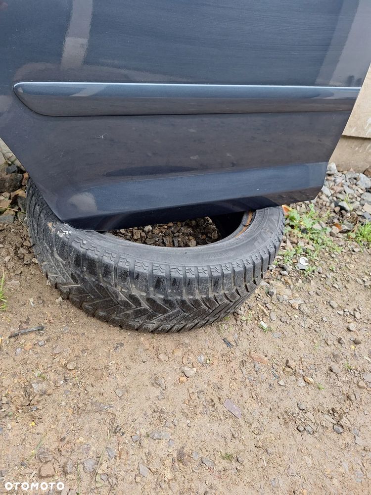 DRZWI PRAWY TYŁ VW GOLF PLUS LC5F KPL. - 2