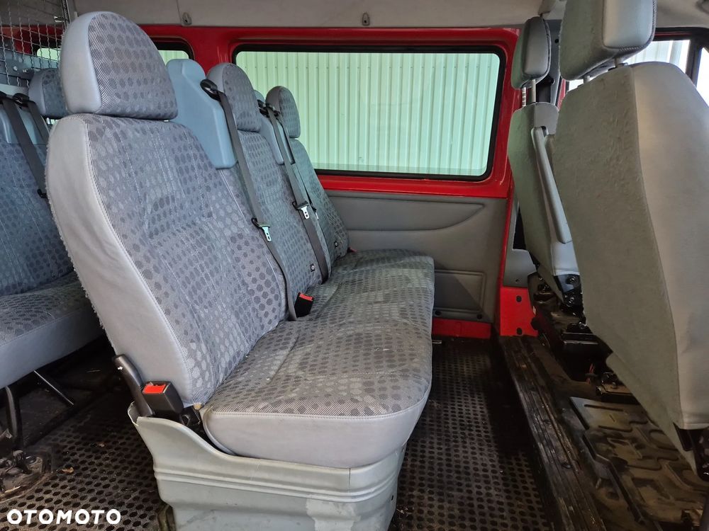 Ford Transit - 6
