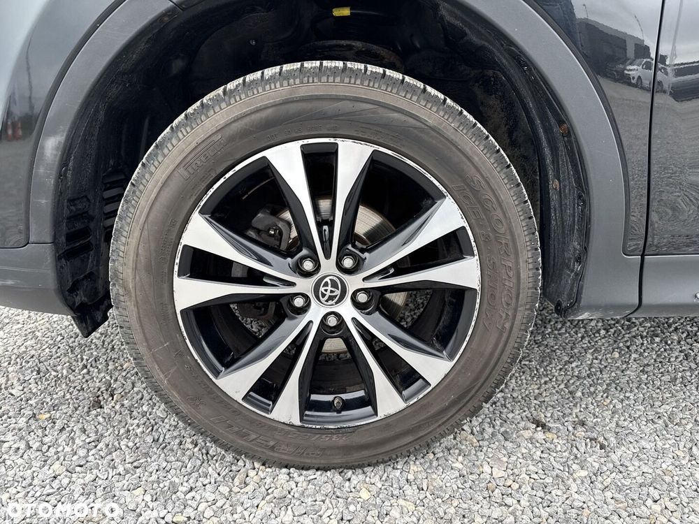 Toyota RAV4 - 17