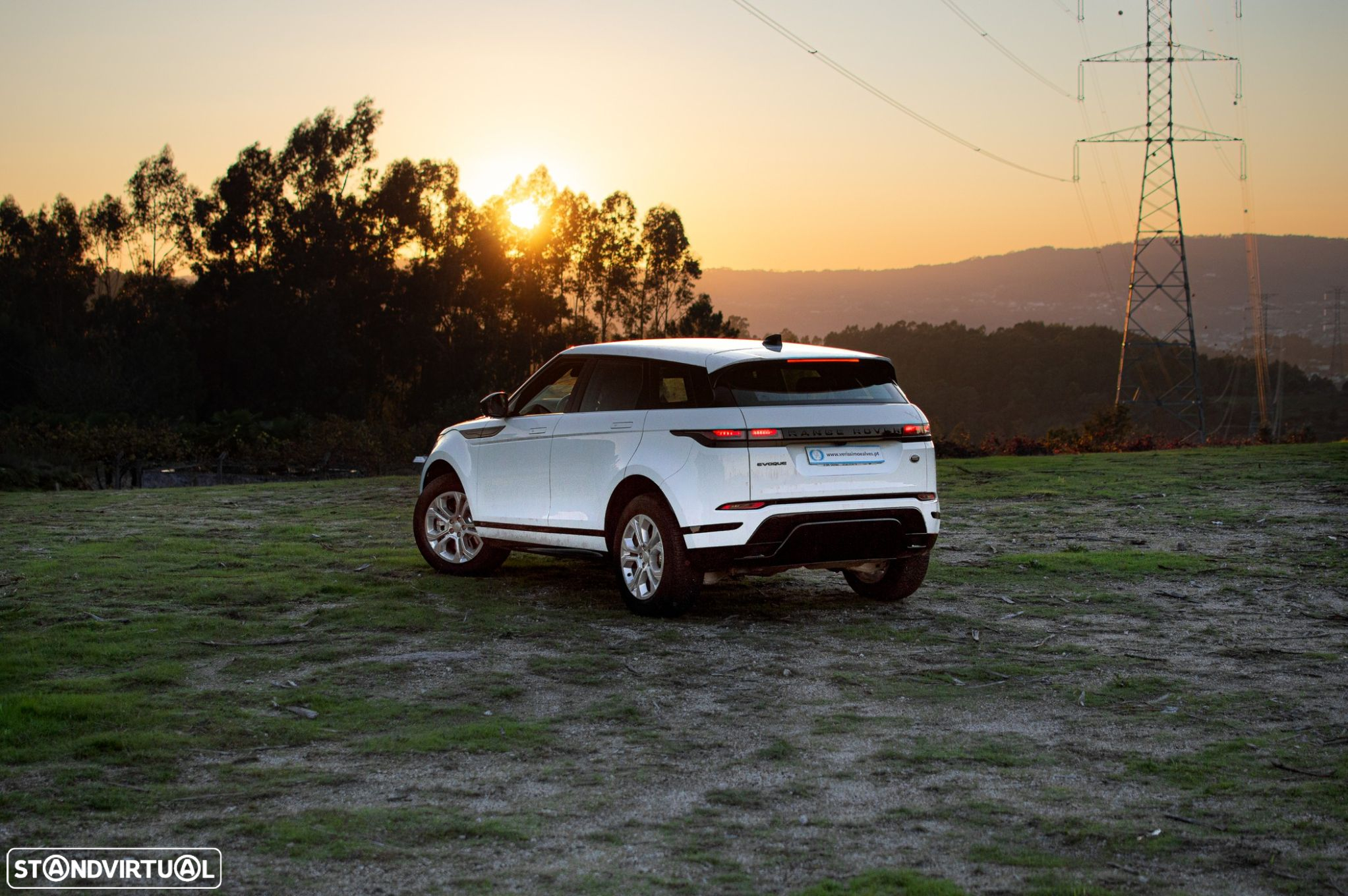 Land Rover Range Rover Evoque 2.0 D150 AWD R-Dynamic Auto - 43