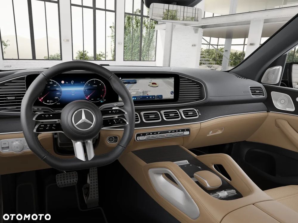 Mercedes-Benz GLS - 18