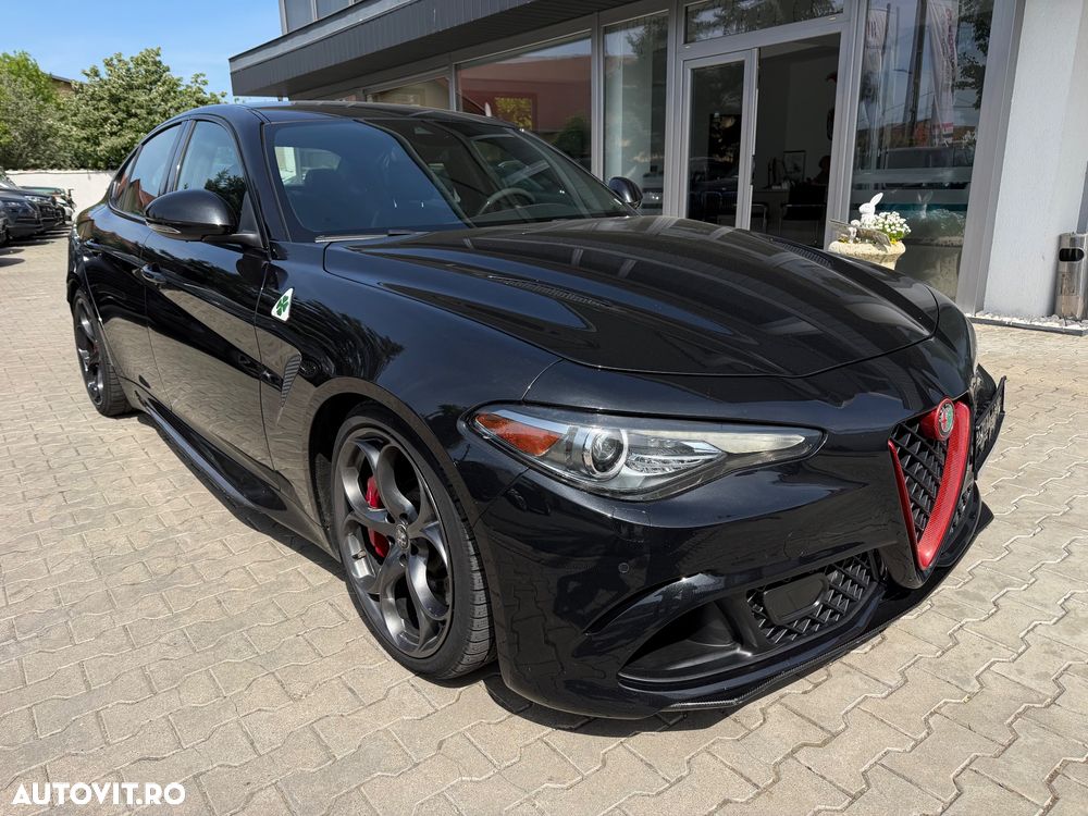 Alfa Romeo Giulia 2.9 V6 Bi-Turbo AT8 Quadrifoglio - 7