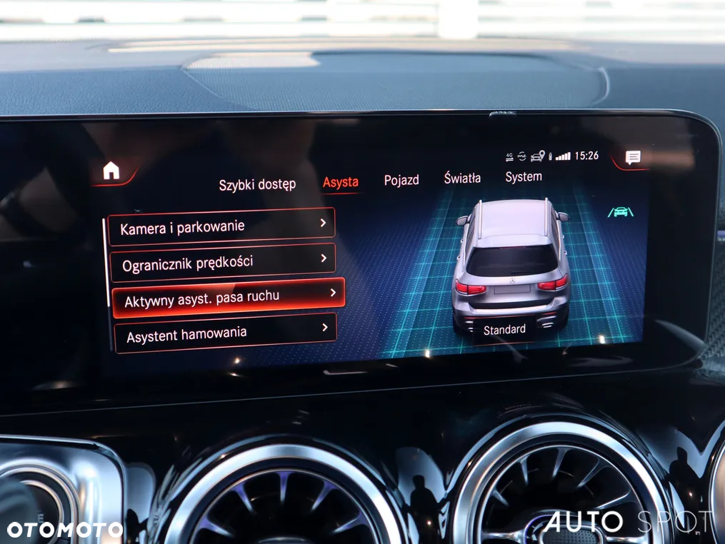 Mercedes-Benz GLB 250 4-Matic AMG Line 8G-DCT - 28