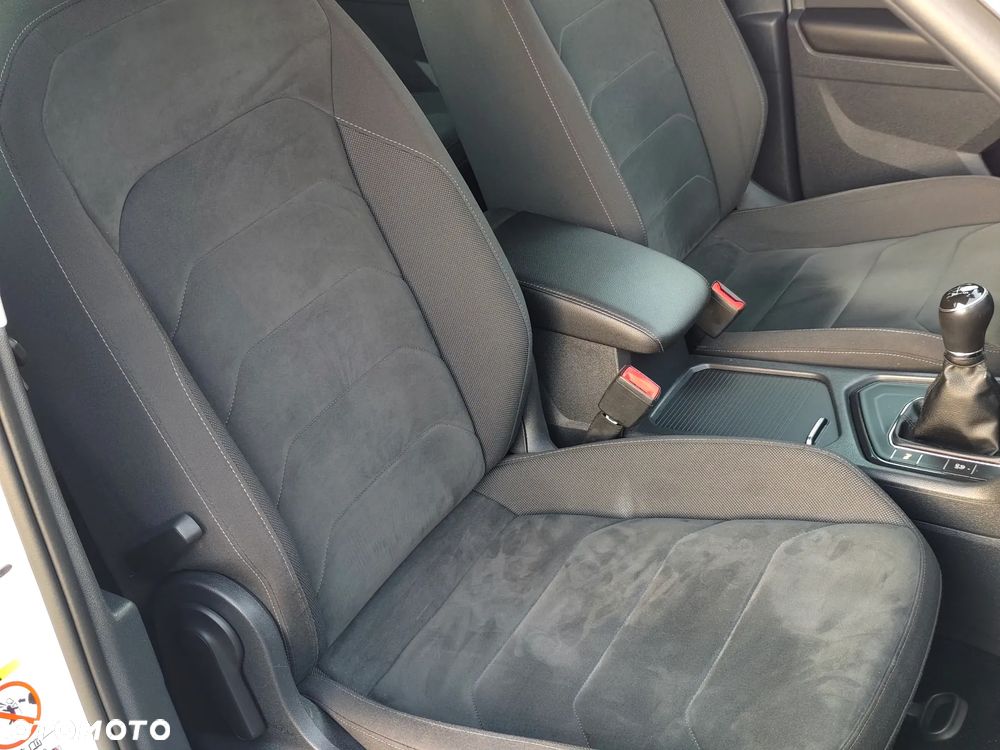 Volkswagen Tiguan 2.0 TDI SCR R-Line - 28
