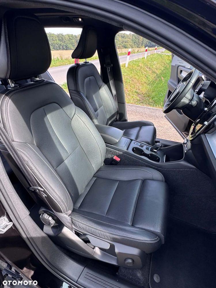 Volvo XC 40 D4 AWD - 8