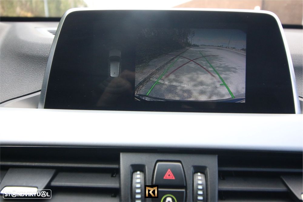 BMW X1 18 d sDrive Line Sport - 19