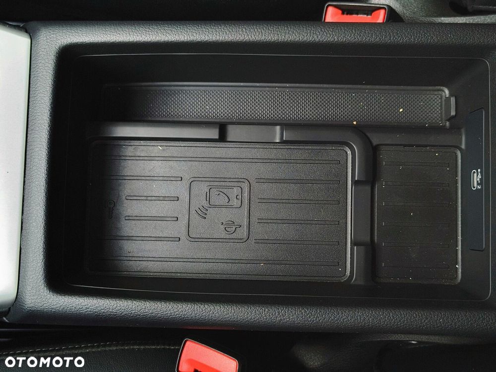 Audi A4 Avant - 30