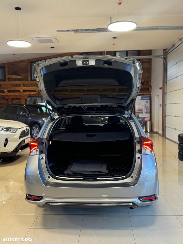 Toyota Auris 1.8 VVT-i Hybrid Automatik Touring Sports Team Deutschland - 40