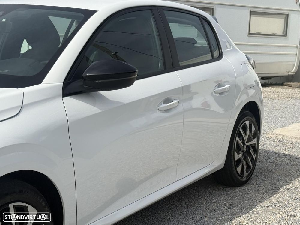 Peugeot 208 1.2 PureTech Active - 19