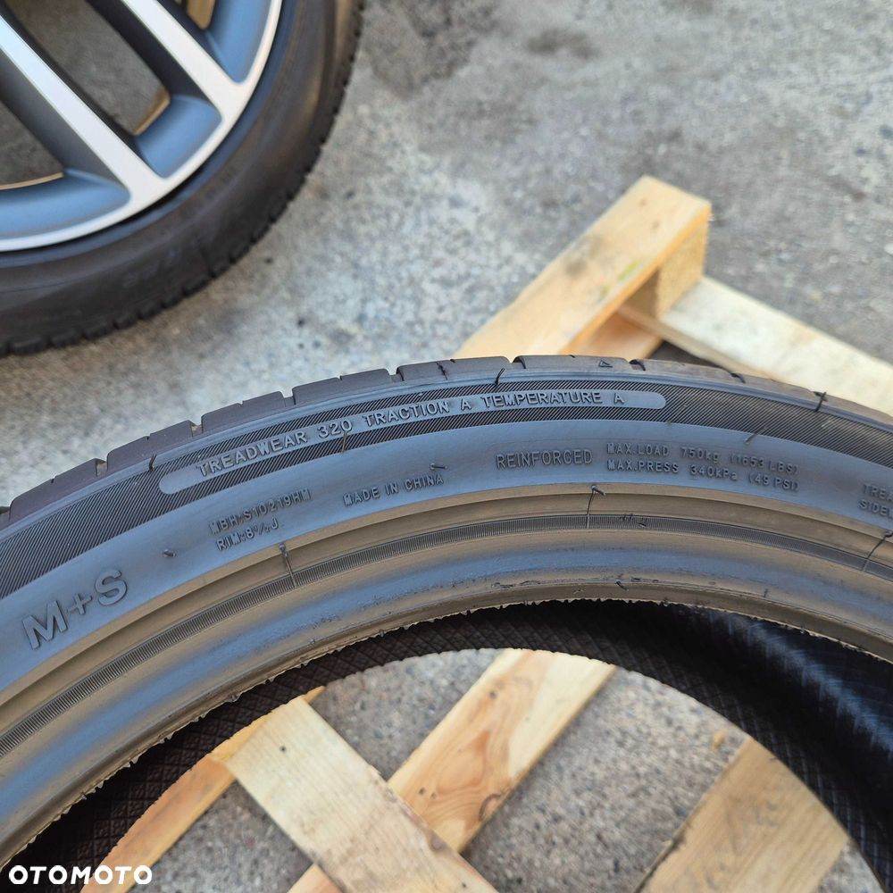 Rapid Ecosport 245/40/19 98Y 2023r 7,24mm - 6