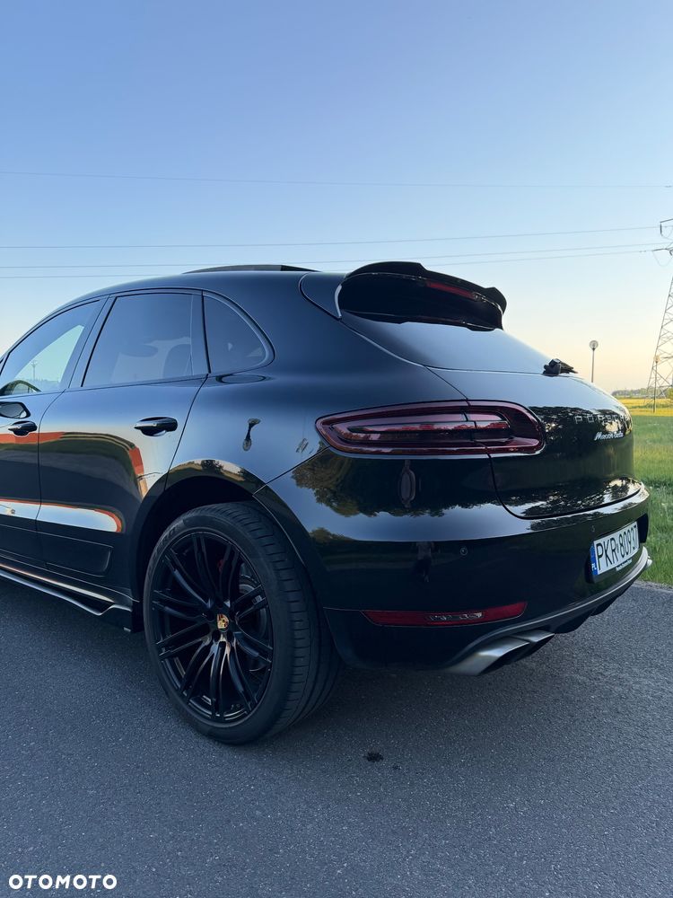 Porsche Macan Turbo - 7