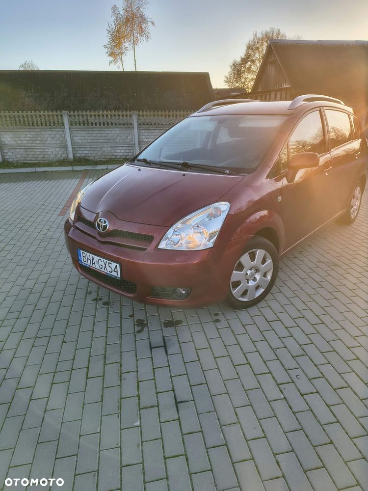 Toyota Corolla Verso - 6