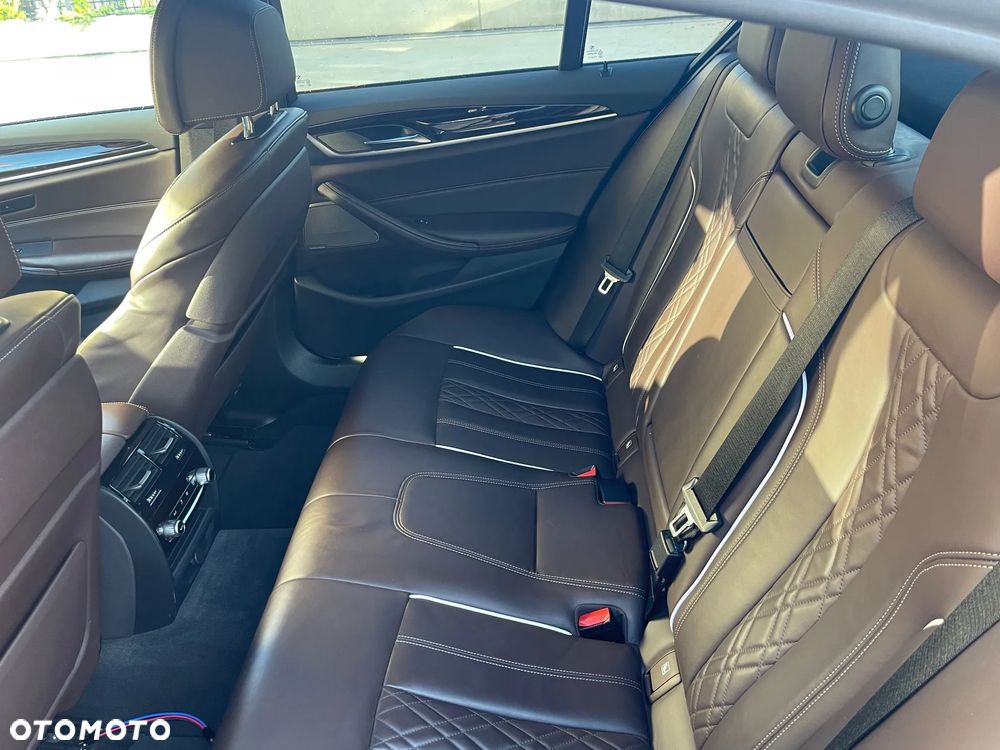 BMW Seria 5 530i M Sport sport - 5