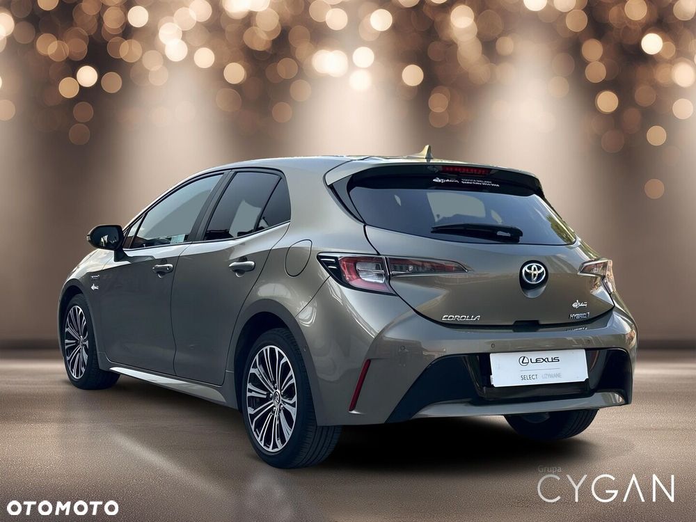 Toyota Corolla - 5
