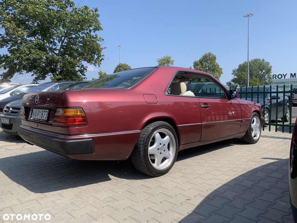 Mercedes-Benz W124 (1984-1993) - 40