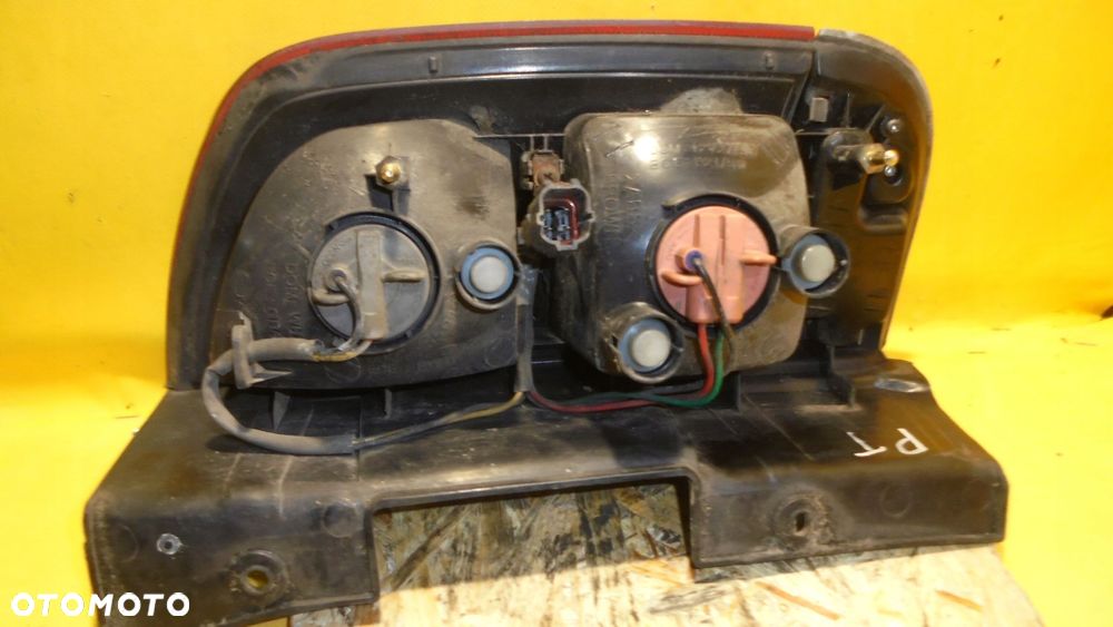 LAMPA TYLNA PRAWA EUROPA ORG SSANGYONG KYRON 05-07 - 5
