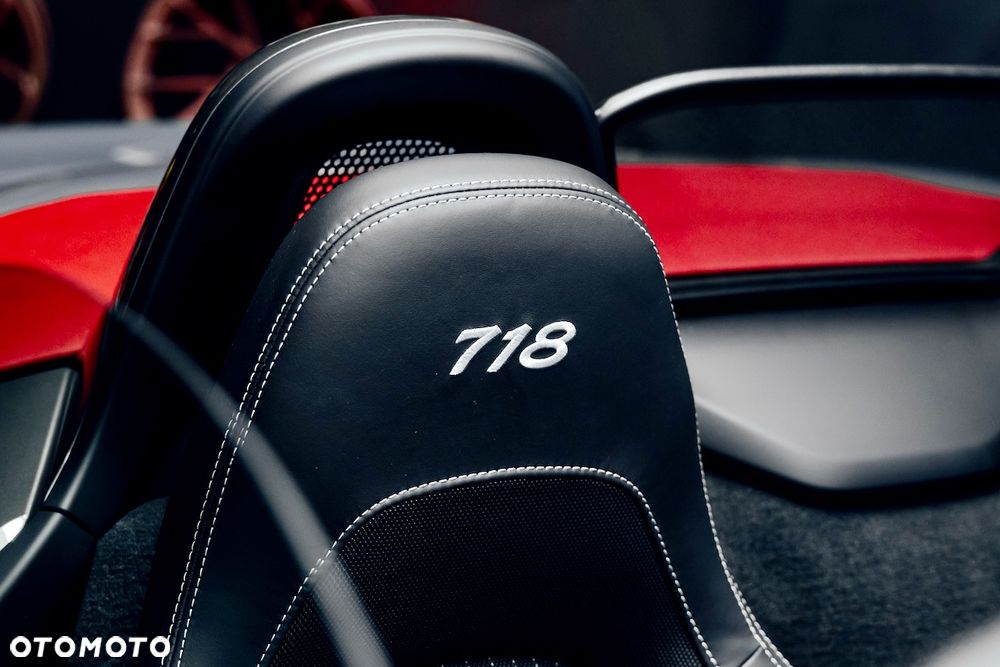 Porsche 718 Boxster PDK - 21
