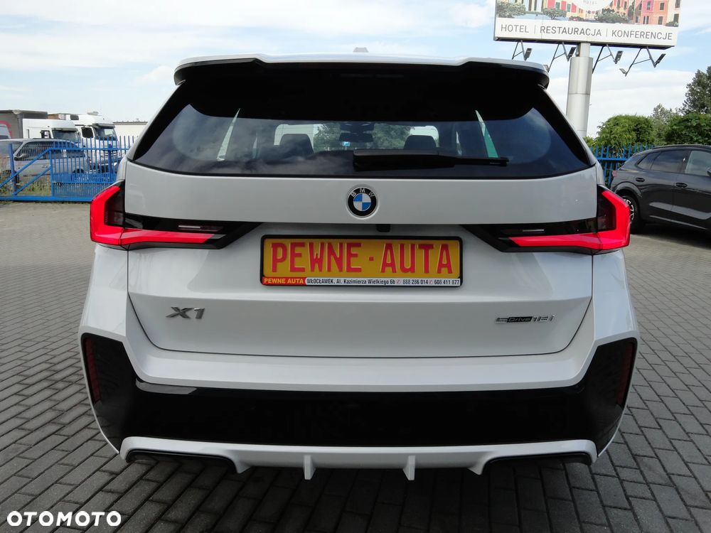 BMW X1 sDrive18i M Sportpaket - 7