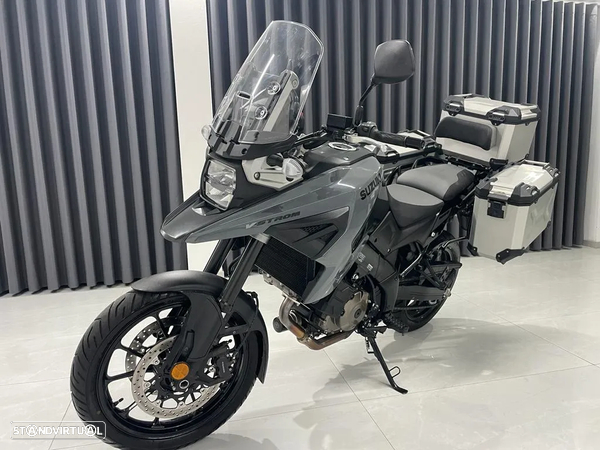 Suzuki V  Strom 1050