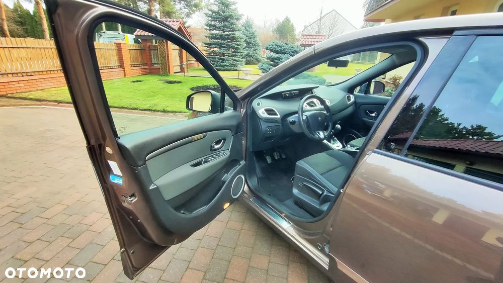 Renault Scenic TCe 130 Luxe - 3